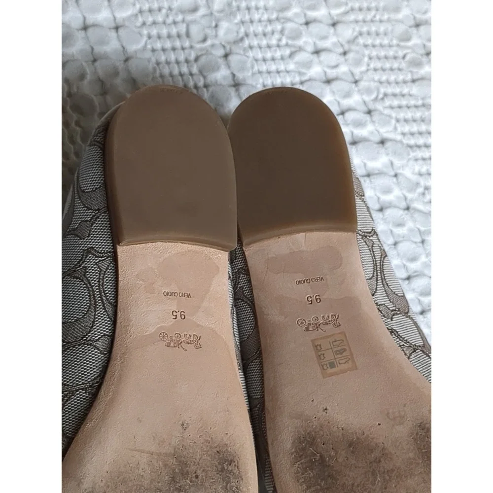 COACH Hanna Loafer Signature Jacquard Sz 9.5 B Cream Beige Luxury